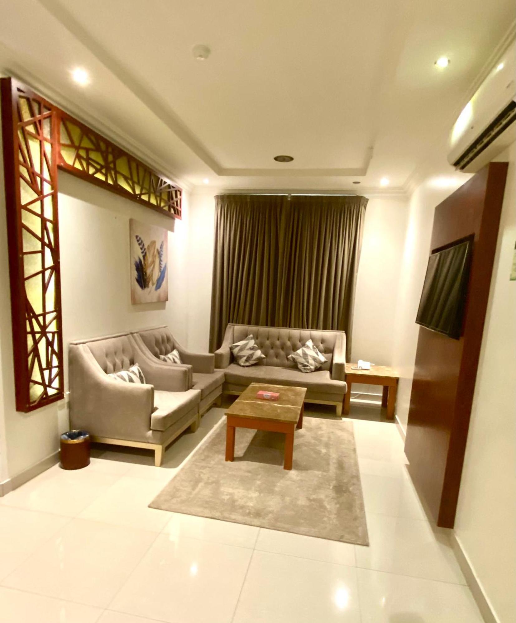 Al Joon Hotel Riadh Exterior foto