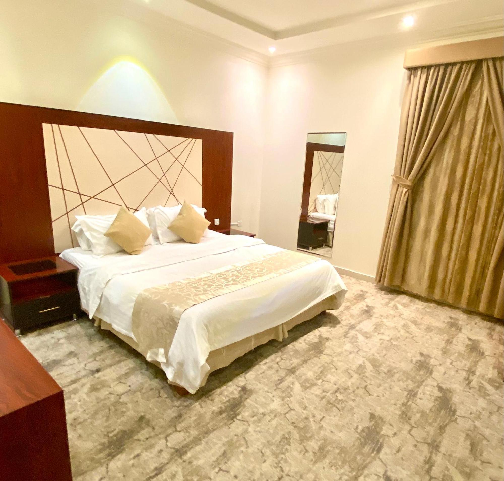 Al Joon Hotel Riadh Exterior foto